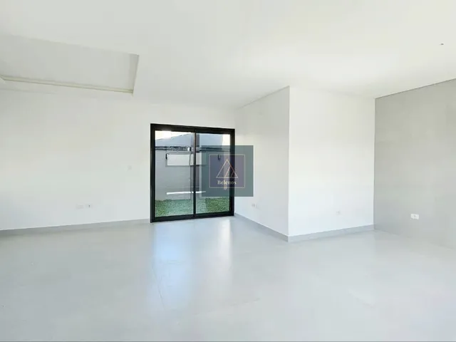 Imagem 4: Condomínio - Sobrado em Condomínio no Hauer com 3 Suítes, Quintal e Terraço. Próximo Ao Detran