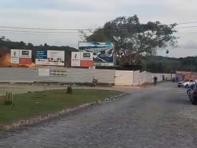 Imagem 2: Terreno À Venda por R$ 85.000 no Loteamento Luar de Camaçari