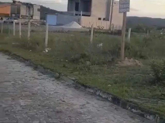 Imagem 3: Terreno À Venda por R$ 85.000 no Loteamento Luar de Camaçari