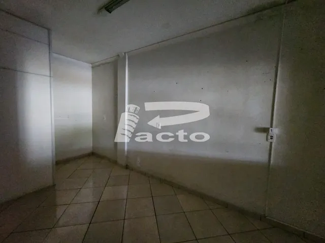 Imagem 5: Sala Comercial e Terreno