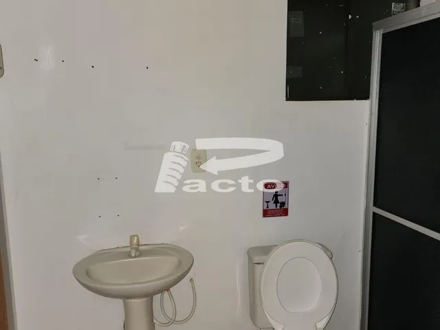 Imagem 10: Sala Comercial e Terreno