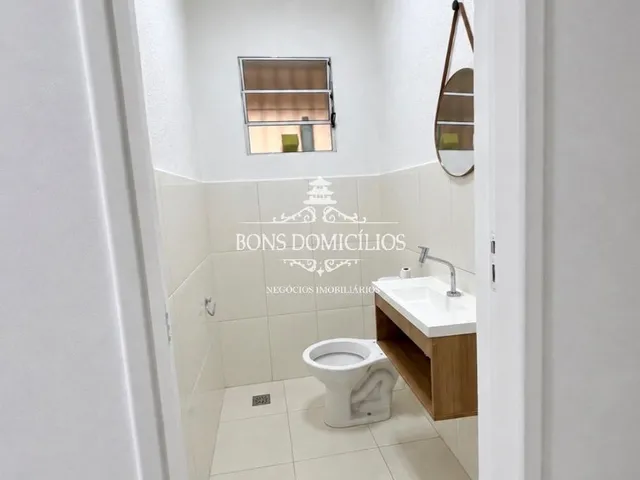 Imagem 8: Casa À Venda na Granja Vianna, Conforto, Espaço e Excelente Localização