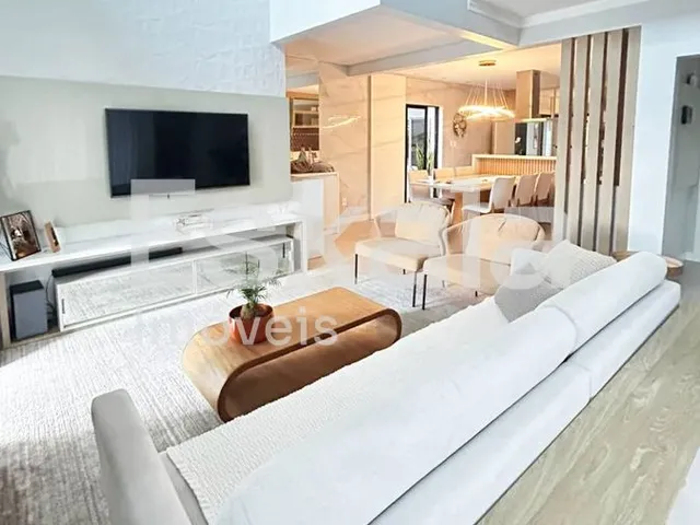 Imagem 9: Casa Semimobiliada com 336M² de Área de Terreno