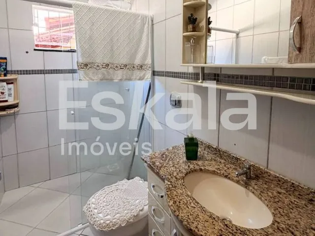 Imagem 3: Casa Semimobiliada com 360M² de Terreno