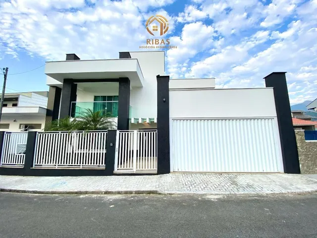 Imagem: Casa de Alto Padrão a Venda no Bairro Baependi