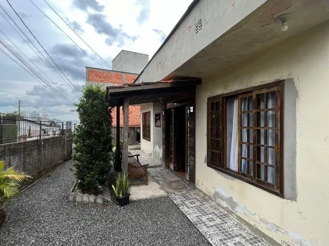 Imagem 5: Casa no Bairro Jaraguá Esquerdo