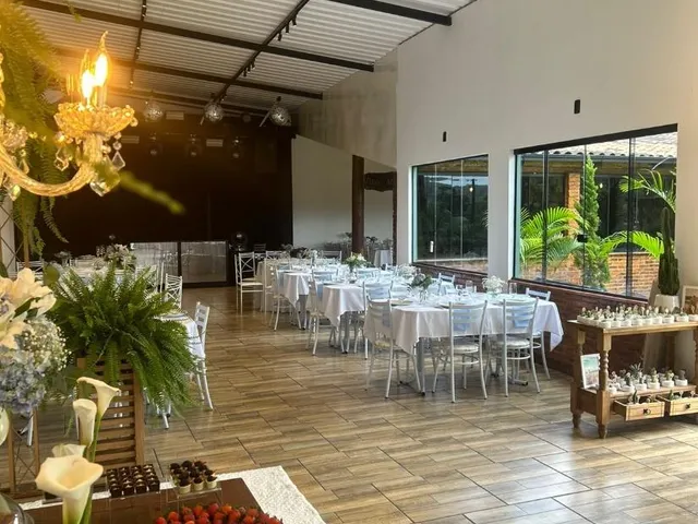 Imagem 5: Ampla Sala Comercial em Guaramirim