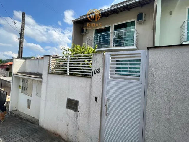 Imagem 2: Casa Geminada Triplex no Bairro Rau