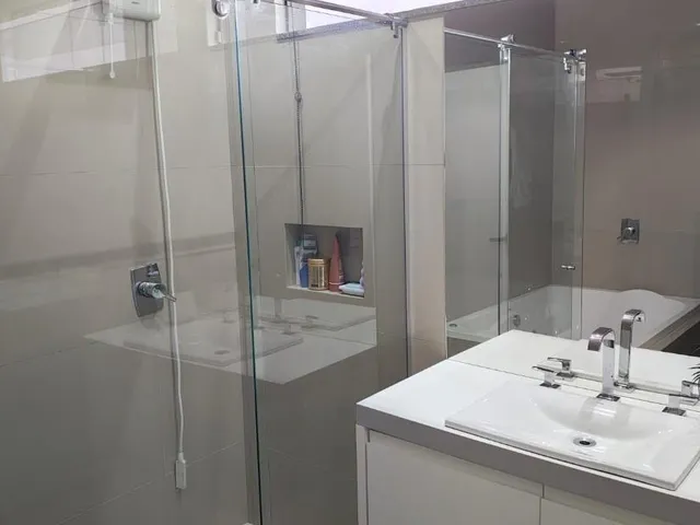 Imagem 2: Sobrado no Bairro Amizade - Jaraguá do Sul