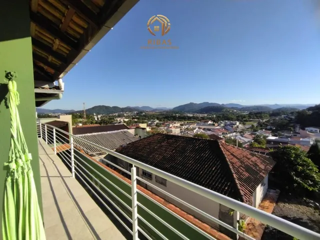 Imagem 3: Ampla Casa a Venda no Bairro Amizade em Jaraguá do Sul