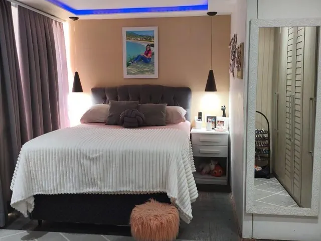Imagem 2: Casa Container de Esquina Mobiliada - Praia de Penha Sc