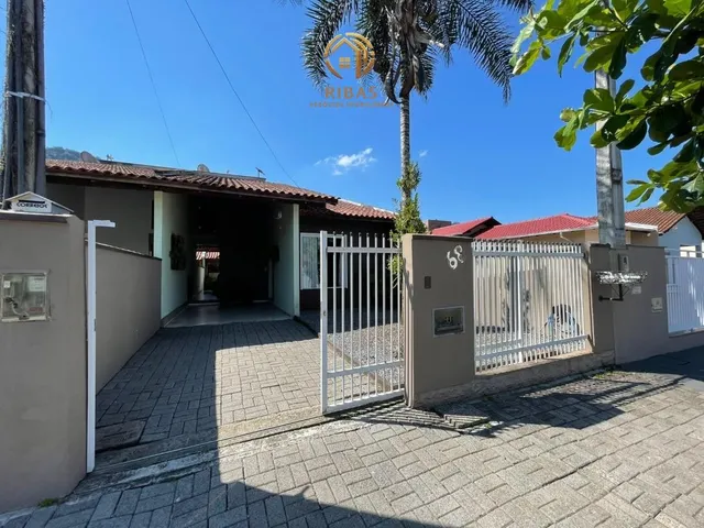 Imagem: Casa Geminada Bairro Rio da Luz