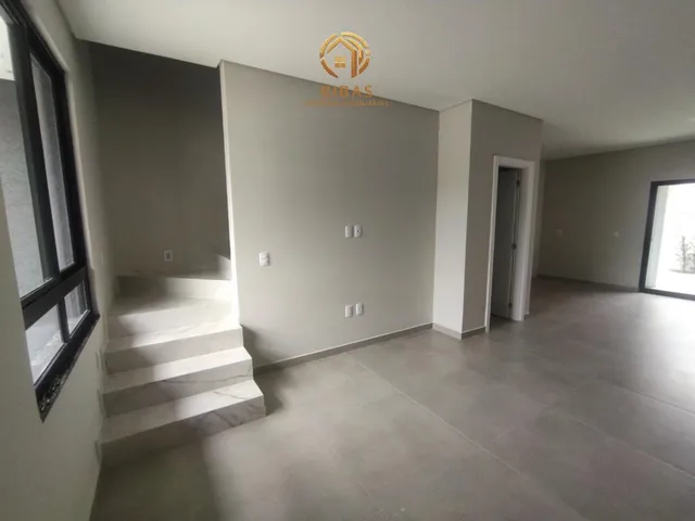 Imagem 7: Geminado Duplex a Venda no Bairro Amizade em Guaramirim - 01 Suíte + 02 Quartos