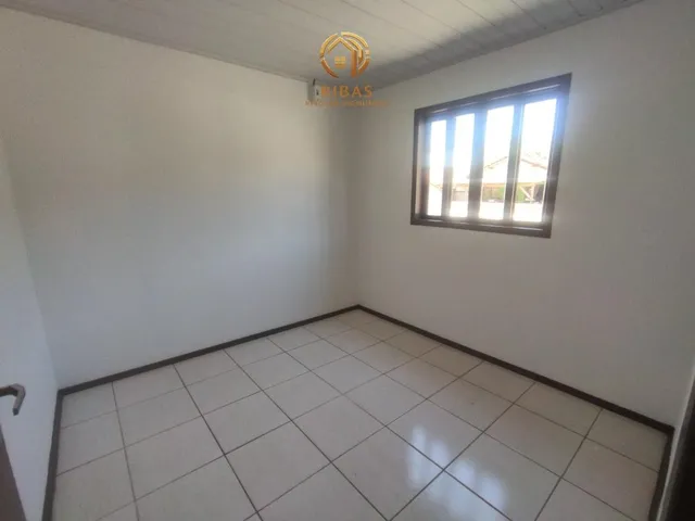 Imagem 7: Casa Padrão a Venda no Bairro Tifa Martins em Jaraguá do Sul - 01 Suíte + 02 Quartos