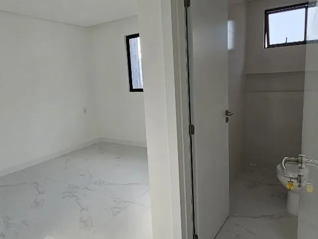 Imagem 9: Apartamento Pronto para Morar na Meia Praia em Itapema