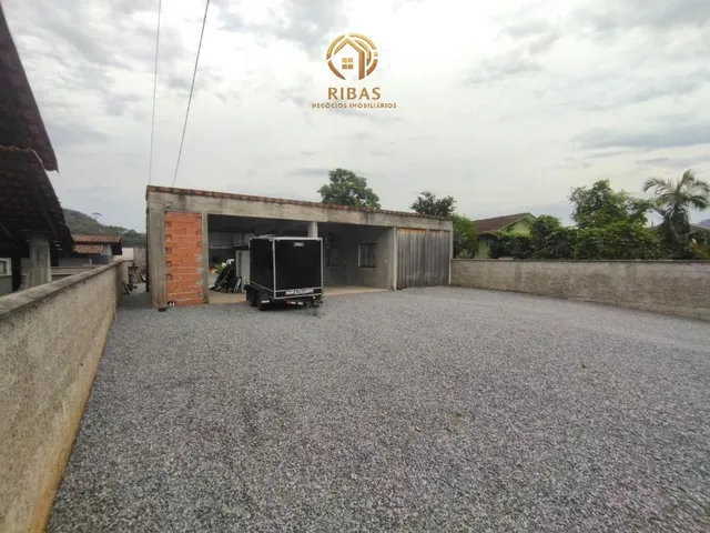 Imagem 7: Amplo Terreno com Casa e Galpão a Venda na Ilha da Figueira em Guaramirim