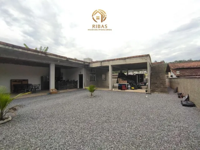 Imagem 8: Amplo Terreno com Casa e Galpão a Venda na Ilha da Figueira em Guaramirim