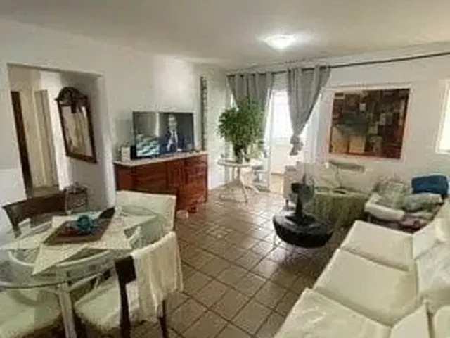 Imagem 3: Apartamento À Venda na Ponta Verde, 3 Quartos Sendo 2 Suítes, 300M da Praia