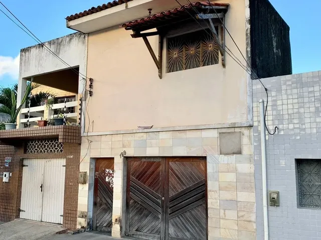 Imagem: Casa À Venda no Prado, 5 Quartos, 3 Wc