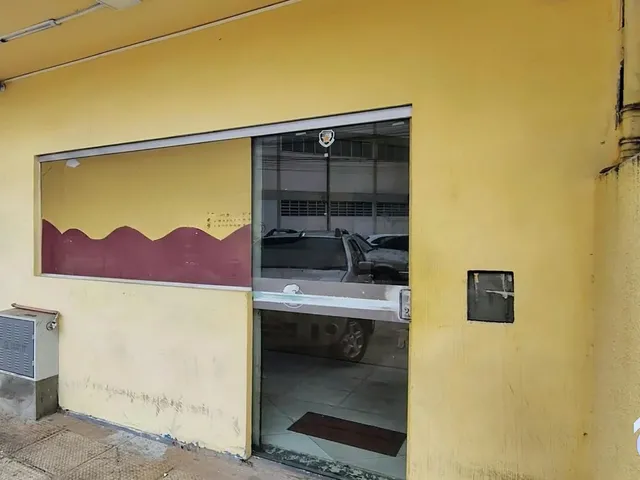 Imagem: Loja Comercial À Venda, na Av Comendador