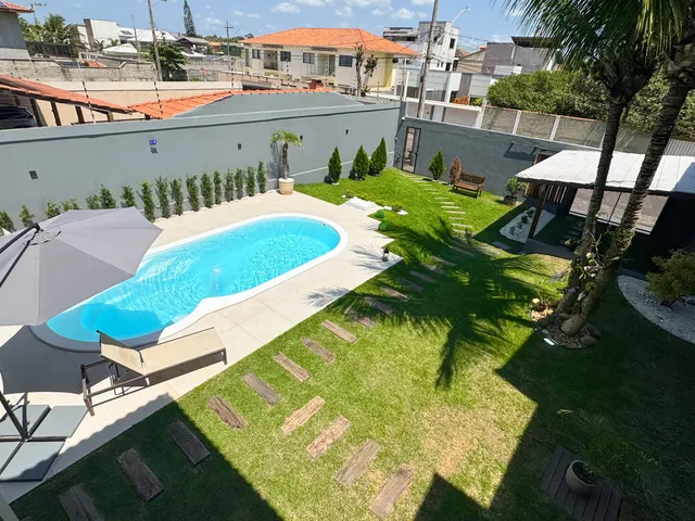 Imagem: Casa Duplex com 4 Quartos, Vista para o