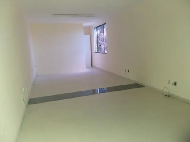 Imagem: Sala Comercial em Lauro de Freitas - Bahia