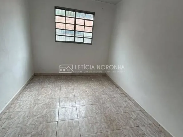 Imagem 8: Casa com 2 Quartos para Locação, Carioca - São Lourenço