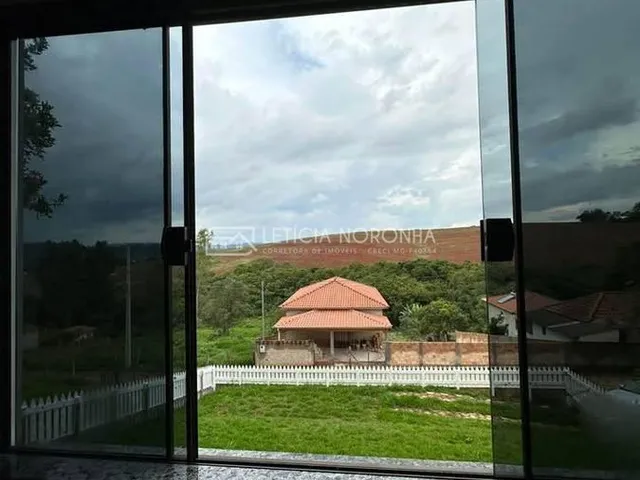 Imagem 13: Casa com 2 Quartos À Venda, dos Campos - Carmo de Minas
