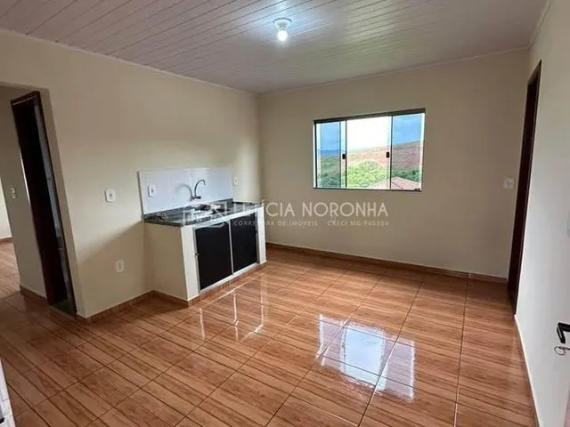 Imagem 5: Casa com 2 Quartos À Venda, dos Campos - Carmo de Minas