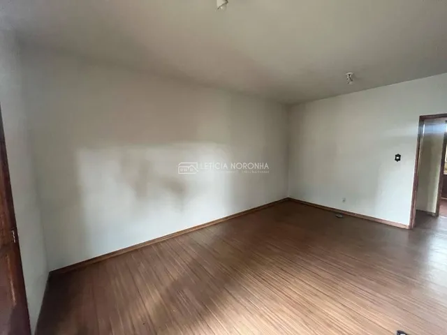 Imagem 12: Casa com 5 Quartos À Venda, Centro - São Lourenço