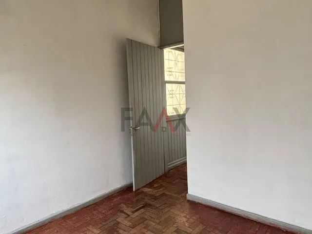 Imagem 2: Casa para Locação com 2 Quartos no Trianon, Guarapuava - Pr