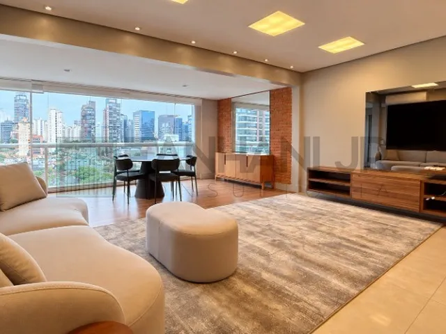Imagem 12: Apartamento Mobiliado no Itaim Bibi: 2 Quartos, 2 Suítes, 3 Salas, 3 Banheiros, 2 Vagas de Garagem, 92M². Aproveite!