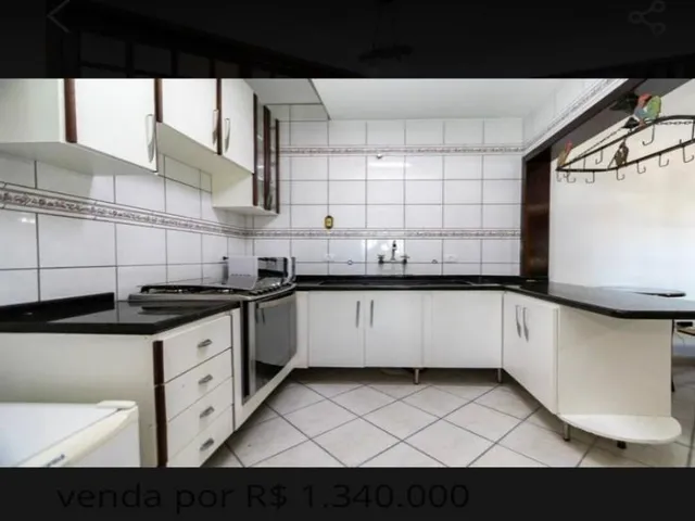Imagem 3: Casa Residencial em Curitiba - Paraná, Barreirinha