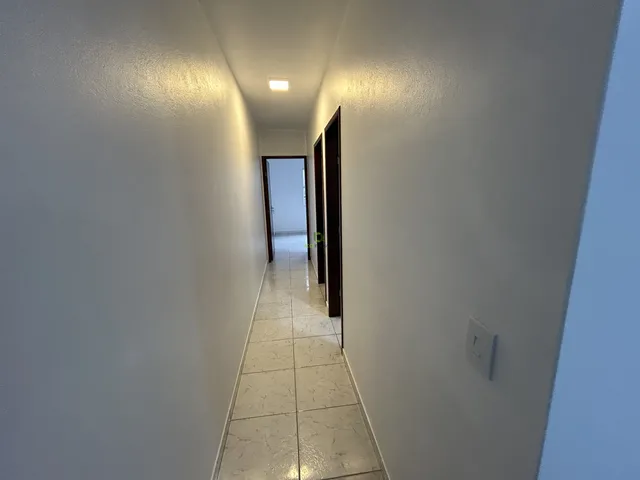 Imagem 10: Casa Geminada À Venda em Potecas, São José/Sc, com 2 Quartos, 1 Sala e 2 Vagas de Garagem!