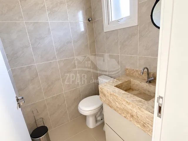 Imagem 5: Casa À Venda em Porto Alegre - Rs, Bairro Hípica: 3 Quartos, 3 Suítes, 2 Salas, 2 Vagas de Garagem, 141,00M² de Área