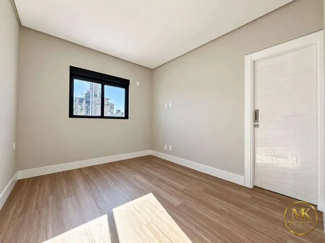 Imagem 6: Apartamento Á Venda Frente Mar com 4 Suítes + 4 Vagas de Garagem Barra Sul de Balneário Camboriú Sc