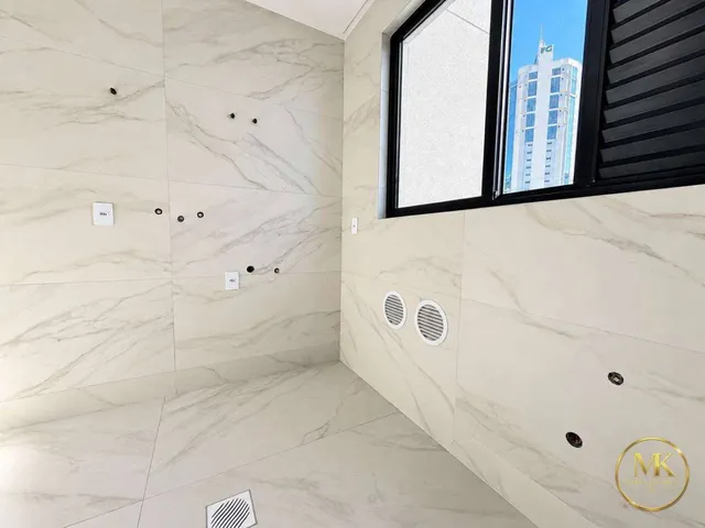 Imagem 9: Apartamento Á Venda Frente Mar com 4 Suítes + 4 Vagas de Garagem Barra Sul de Balneário Camboriú Sc