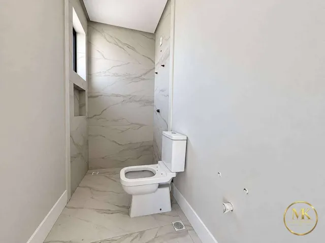 Imagem 3: Apartamento Á Venda Frente Mar com 4 Suítes + 4 Vagas de Garagem Barra Sul de Balneário Camboriú Sc
