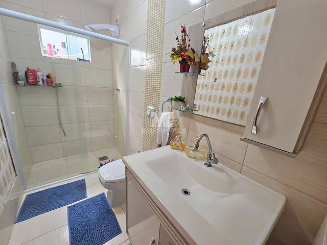 Imagem 2: Linda Casa no Centro de Barra Velha a Poucos Metros do Mar + Apartamento Independente para Renda Mensal