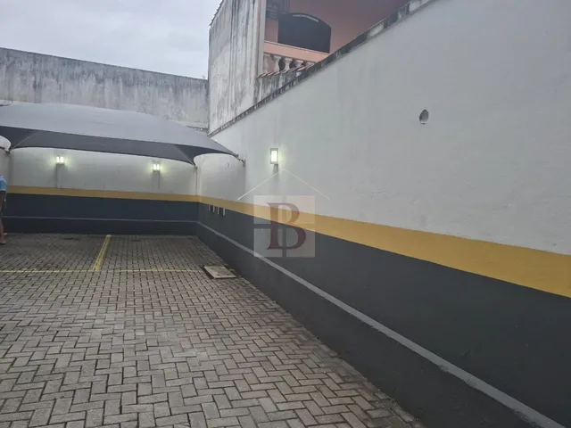 Imagem 9: Apartamento À Venda em Niterói - Piratininga: 2 Quartos, 1 Suíte, 1 Sala e Garagem - 101M² de Puro Conforto!