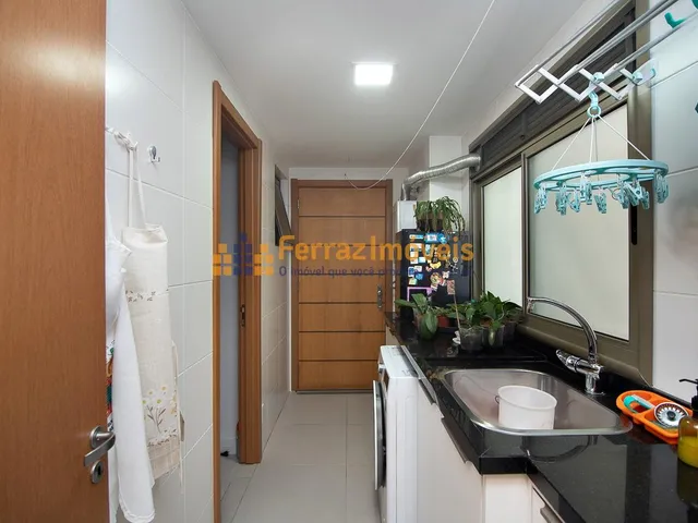 Imagem 10: Apartamento para Venda em Porto Alegre, Cavalhada, 3 Dormitórios, 3 Suítes, 4 Banheiros, 2 Vagas