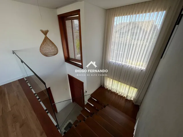 Imagem 13: Casa no Condomínio Aldeias do Campeche III com 4 Suítes e Amplo Terreno