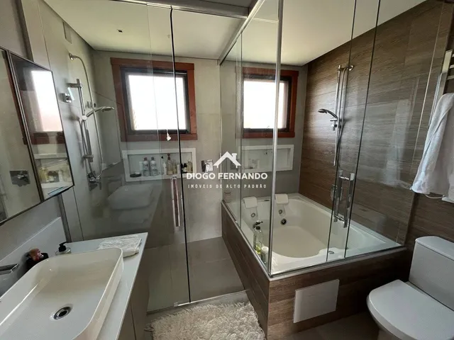 Imagem 8: Casa no Condomínio Aldeias do Campeche III com 4 Suítes e Amplo Terreno