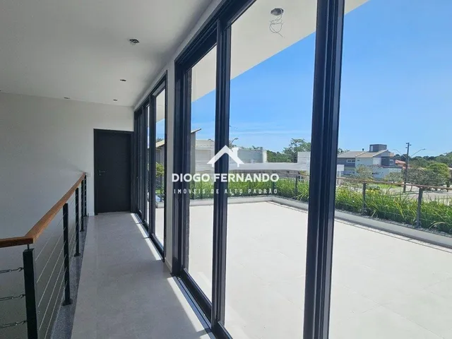 Imagem 4: Casa Alto Padrão no Condomínio Jardim do Ribeirão com 4 Suítes