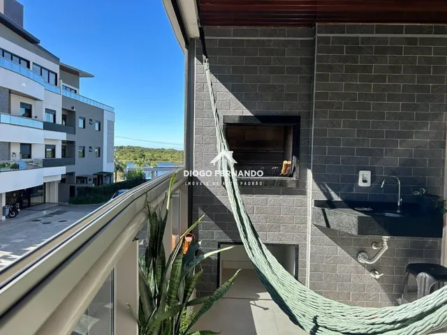 Imagem: O apartamento possui 2 Dormitórios, 1 Suíte, 2 Banheiros,