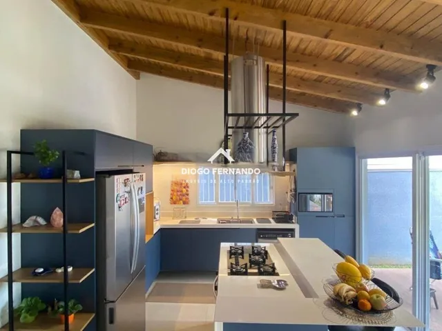 Imagem 4: Casa nos Açores com 3 Suítes, Piscina com Spa e Energia Solar