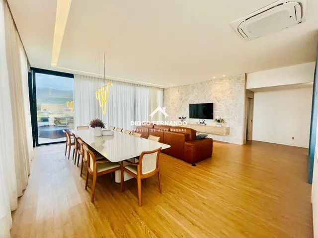 Imagem: O apartamento possui 3 Dormitórios, 3 Suítes, 4