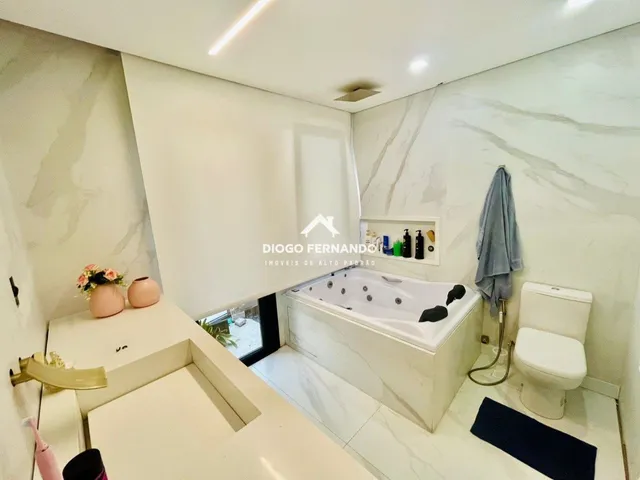 Imagem 12: Cobertura no Swami Beach Residence com Amplo Terraço e Condomínio Clube no Campeche