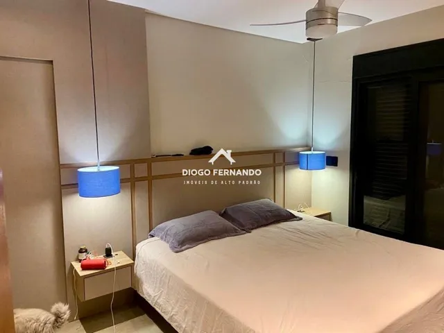 Imagem 3: Casa no Campeche com 240M², Suíte Master e Terreno Amplo em Rua Tranquila