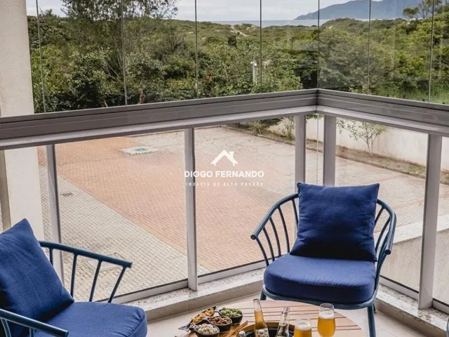 Imagem: O apartamento possui 2 Dormitórios, 1 Suíte, 2 Banheiros,